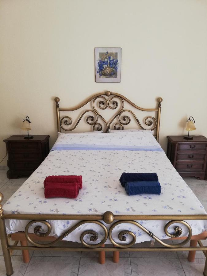 Inna'S Rooms In The History Center Aeroporto di Catania Fontana Rossa Esterno foto