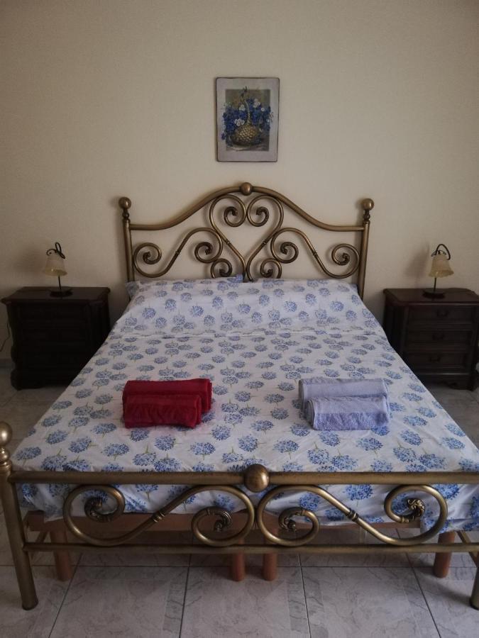 Inna'S Rooms In The History Center Aeroporto di Catania Fontana Rossa Esterno foto