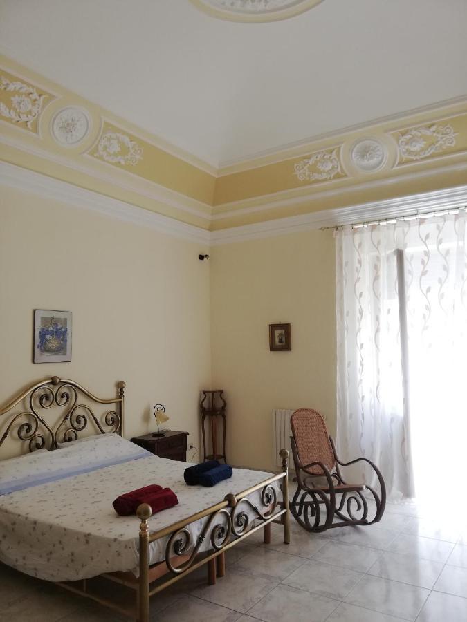 Inna'S Rooms In The History Center Aeroporto di Catania Fontana Rossa Esterno foto